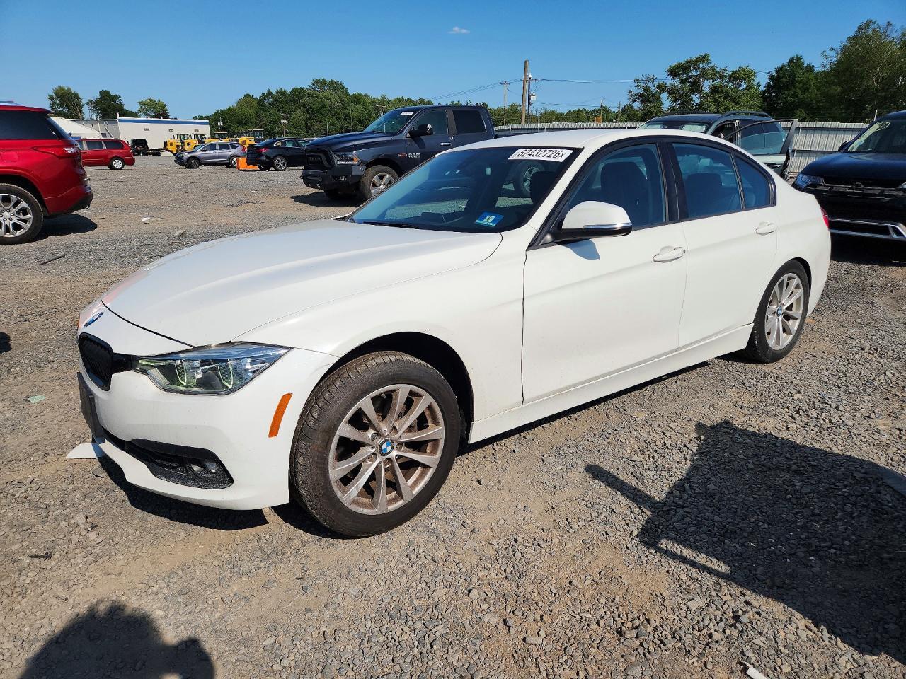 2018 BMW Seria 3 320i - zdjęcie główne