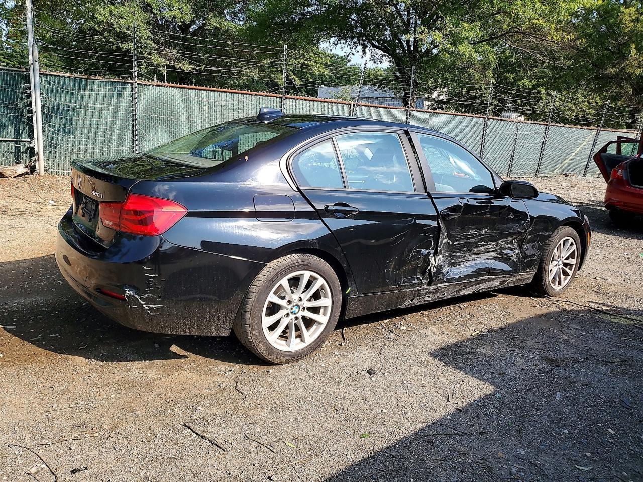 2016 BMW Seria 3 320i - zdjęcie 3