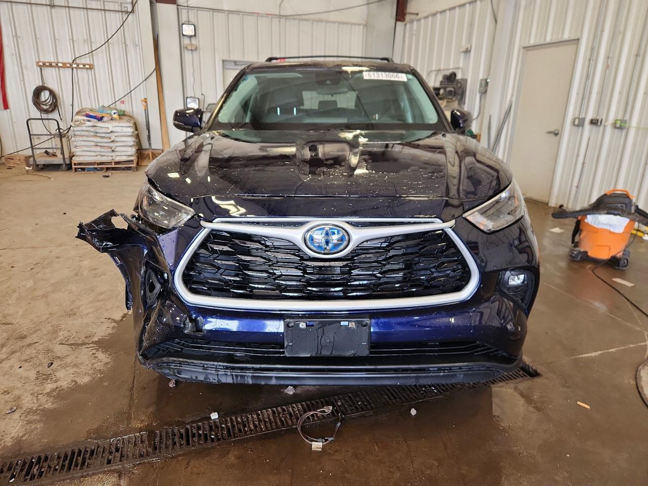 2023 Toyota Highlander Hybrid Le - zdjęcie 5