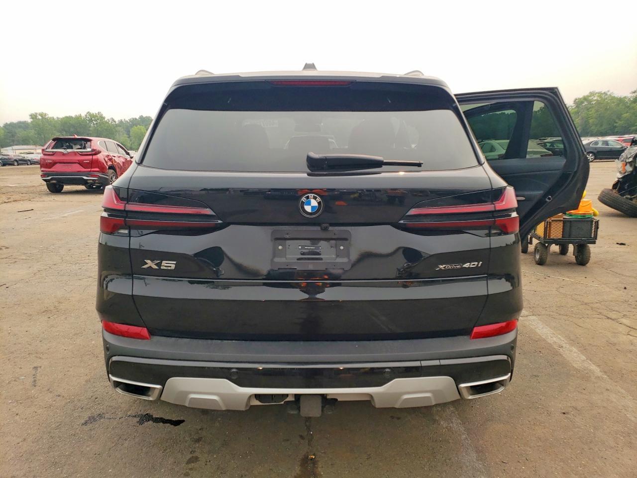 2026 BMW X5 xDrive40I - zdjęcie 6