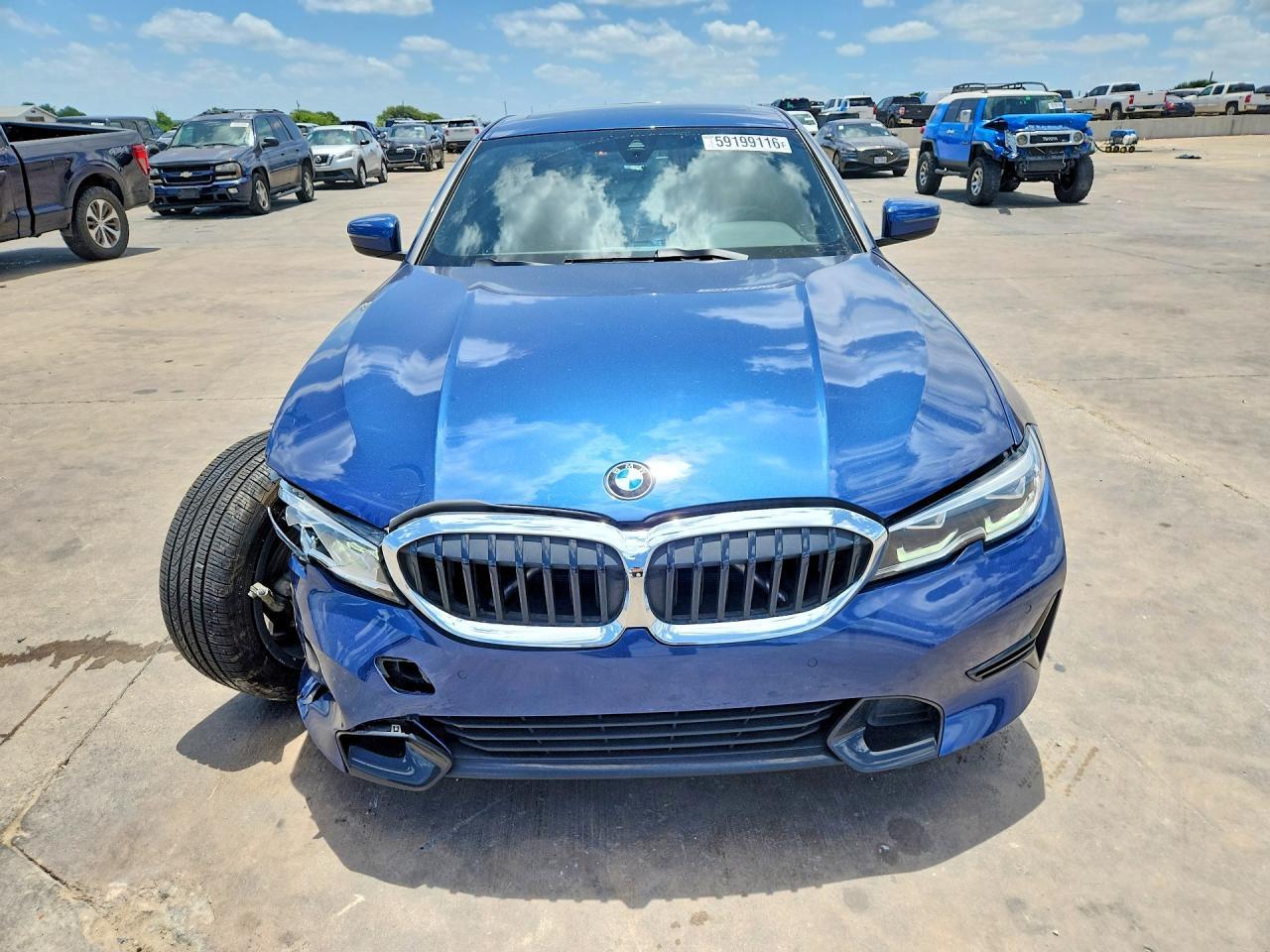 2022 BMW 330I - zdjęcie 5