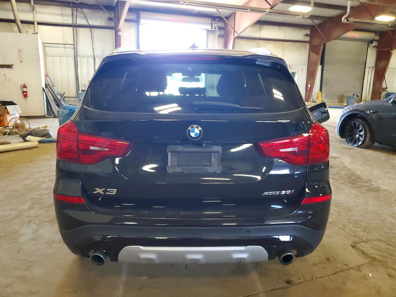2019 BMW X3 xDrive30I - zdjęcie 6