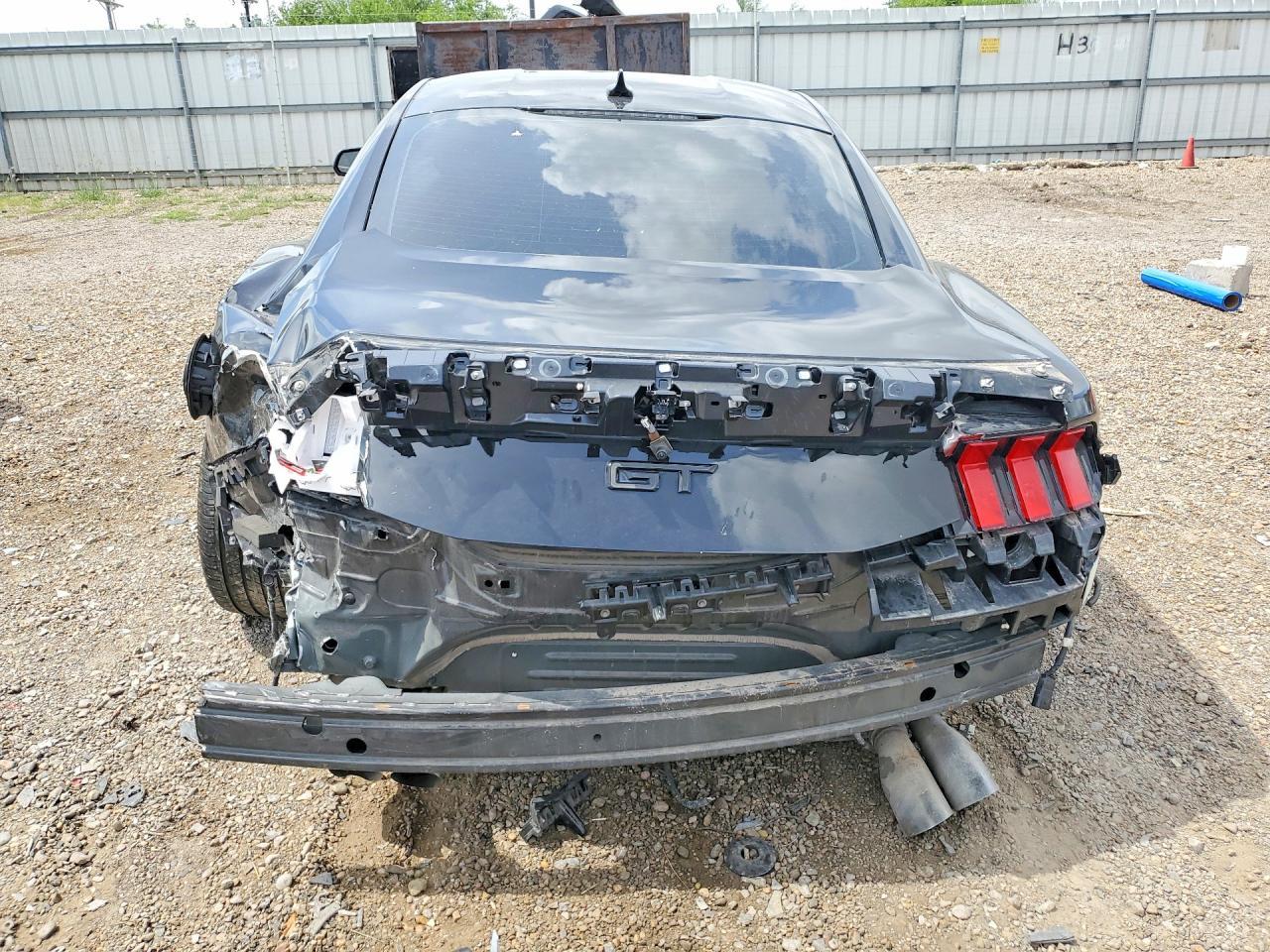 2024 Ford Mustang Gt - zdjęcie 6
