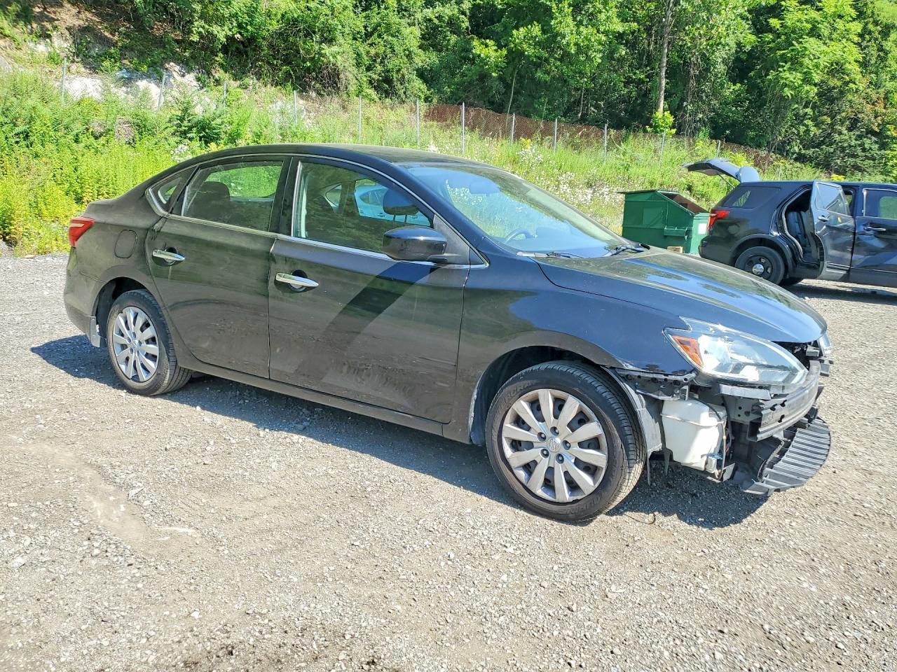 2019 Nissan Sentra S - zdjęcie 4