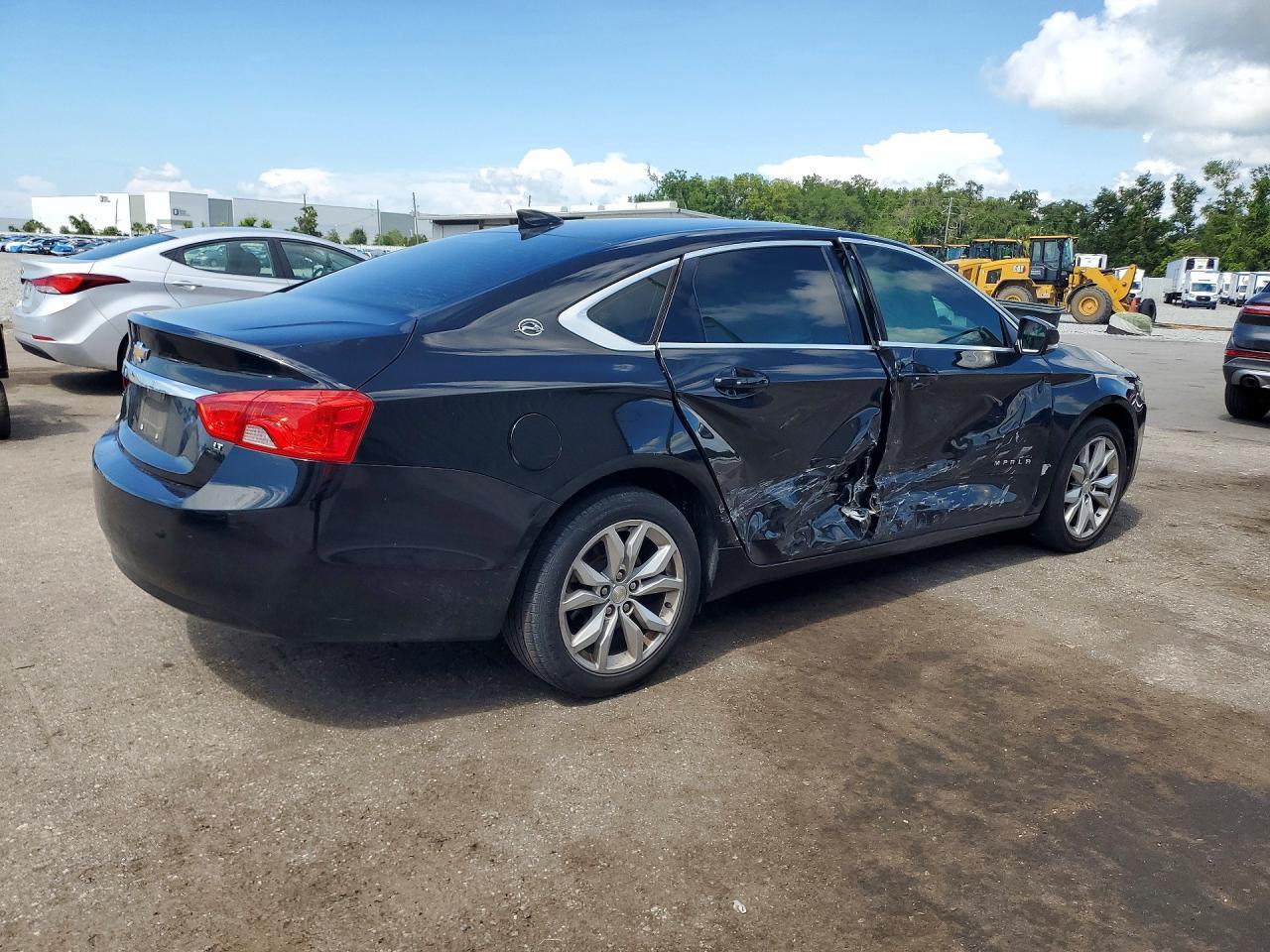 2018 Chevrolet Impala Lt - zdjęcie 3
