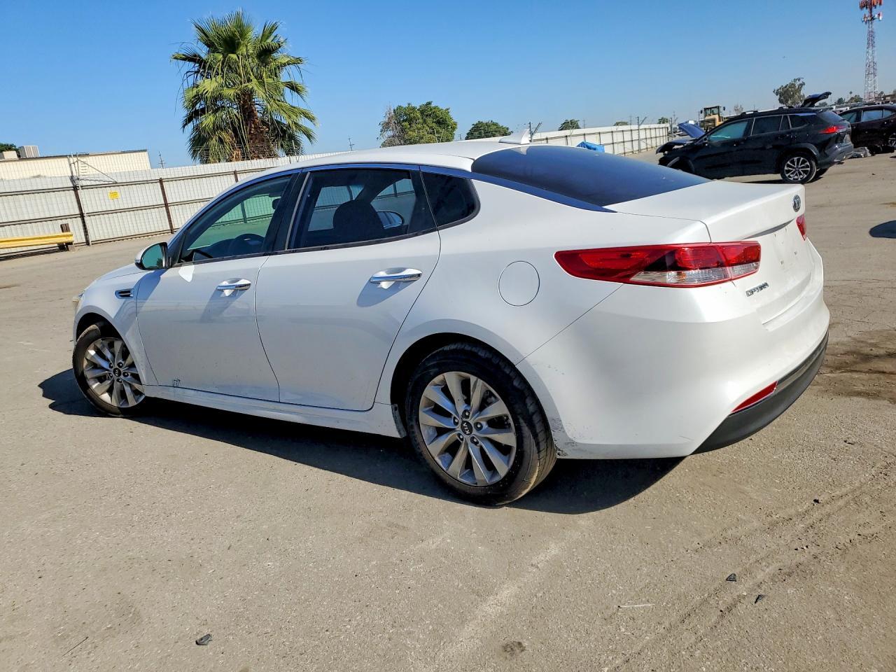 2016 Kia Optima Lx - zdjęcie 2