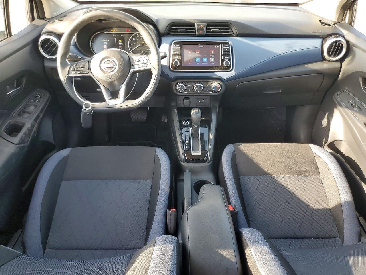 2024 Nissan Versa Sv - zdjęcie 8