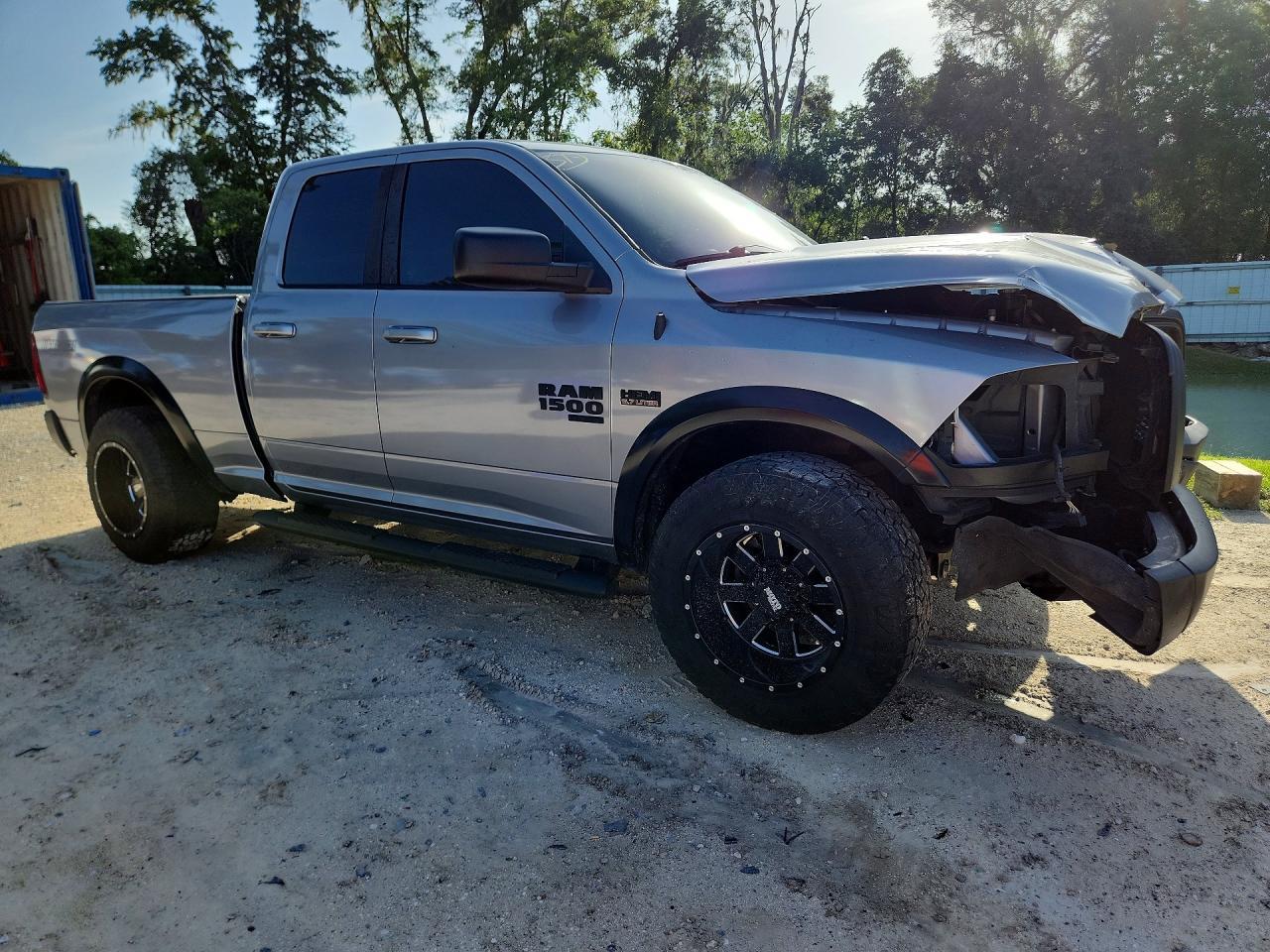 2019 Ram 1500 Classic Slt - zdjęcie 4