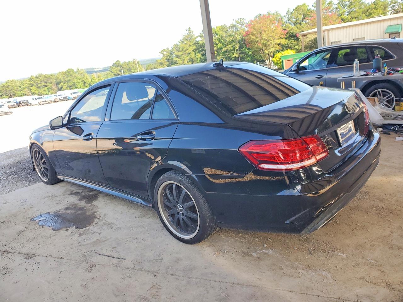 2015 Mercedes-Benz E 350 - zdjęcie 2