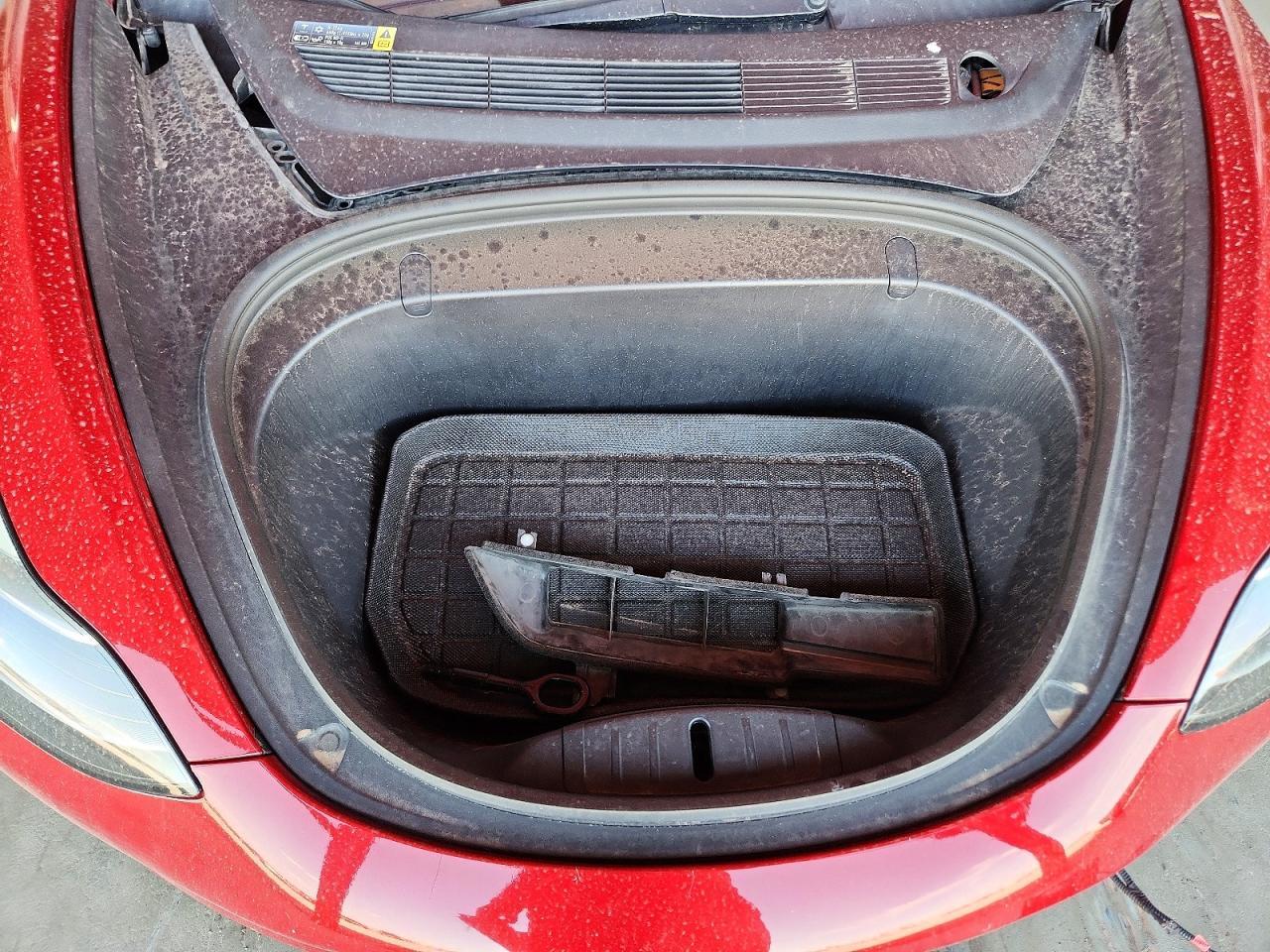 2018 Tesla Model 3 - zdjęcie 21