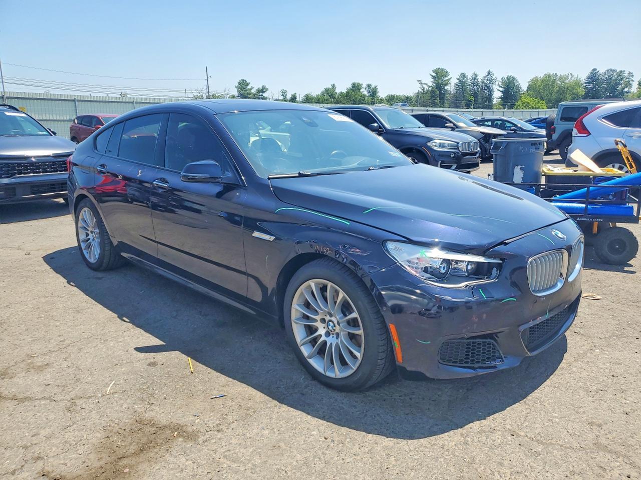 2017 BMW Seria 5 550i - zdjęcie 4