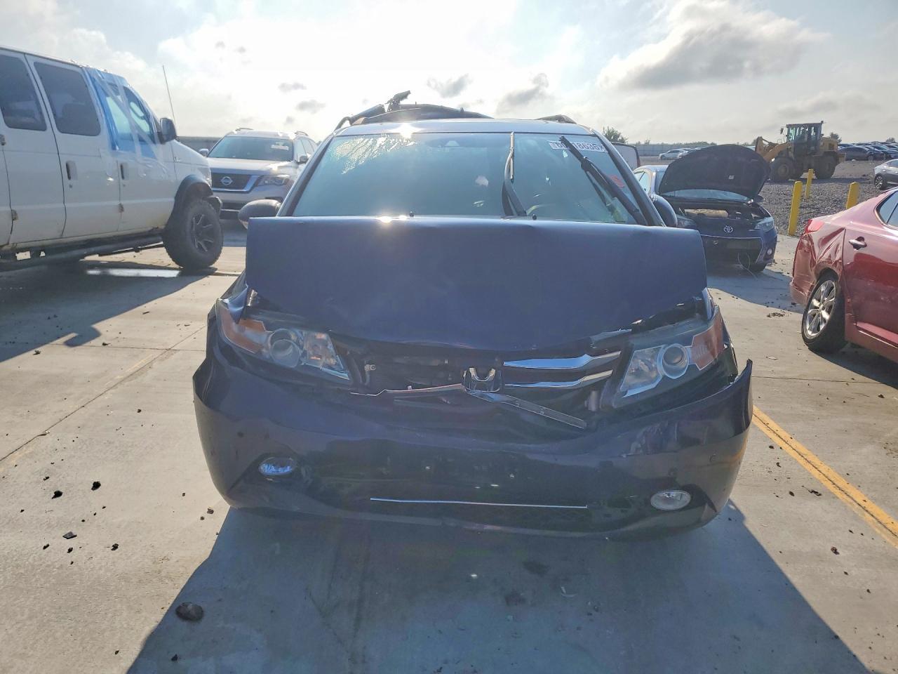 2015 Honda Odyssey Touring - zdjęcie 5