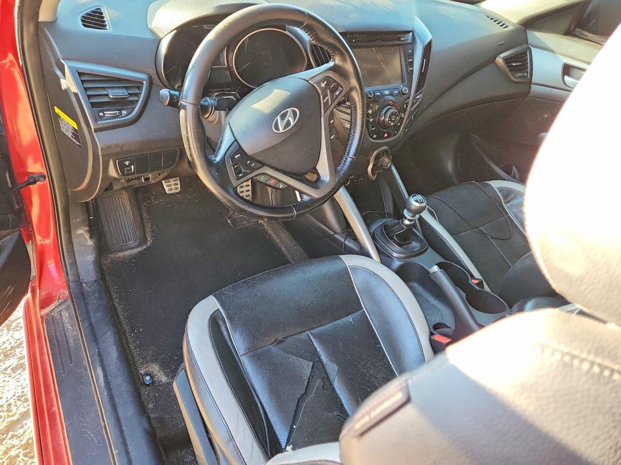 2014 Hyundai Veloster Turbo - zdjęcie 8