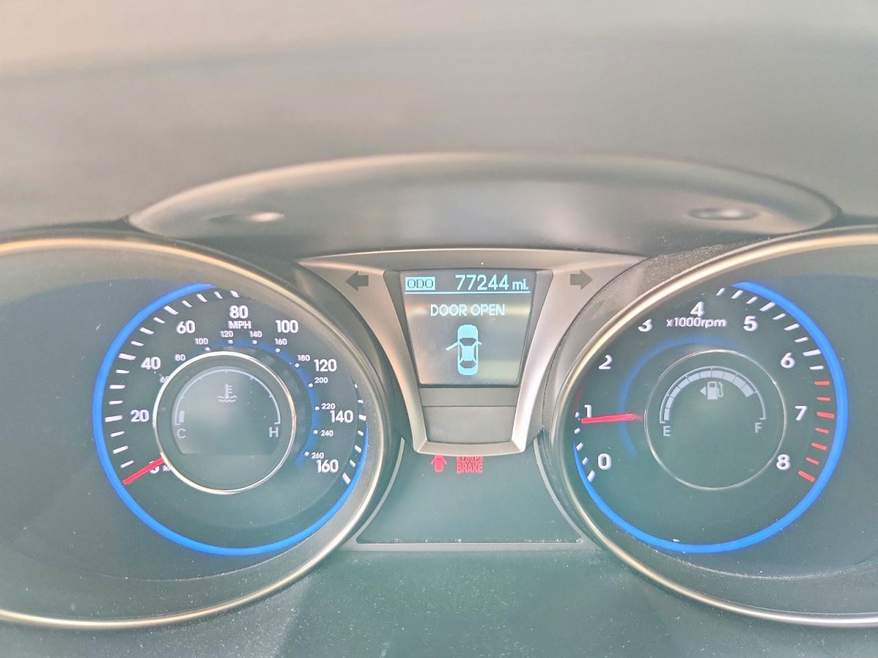 2014 Hyundai Genesis Coupe 2.0T - zdjęcie 9