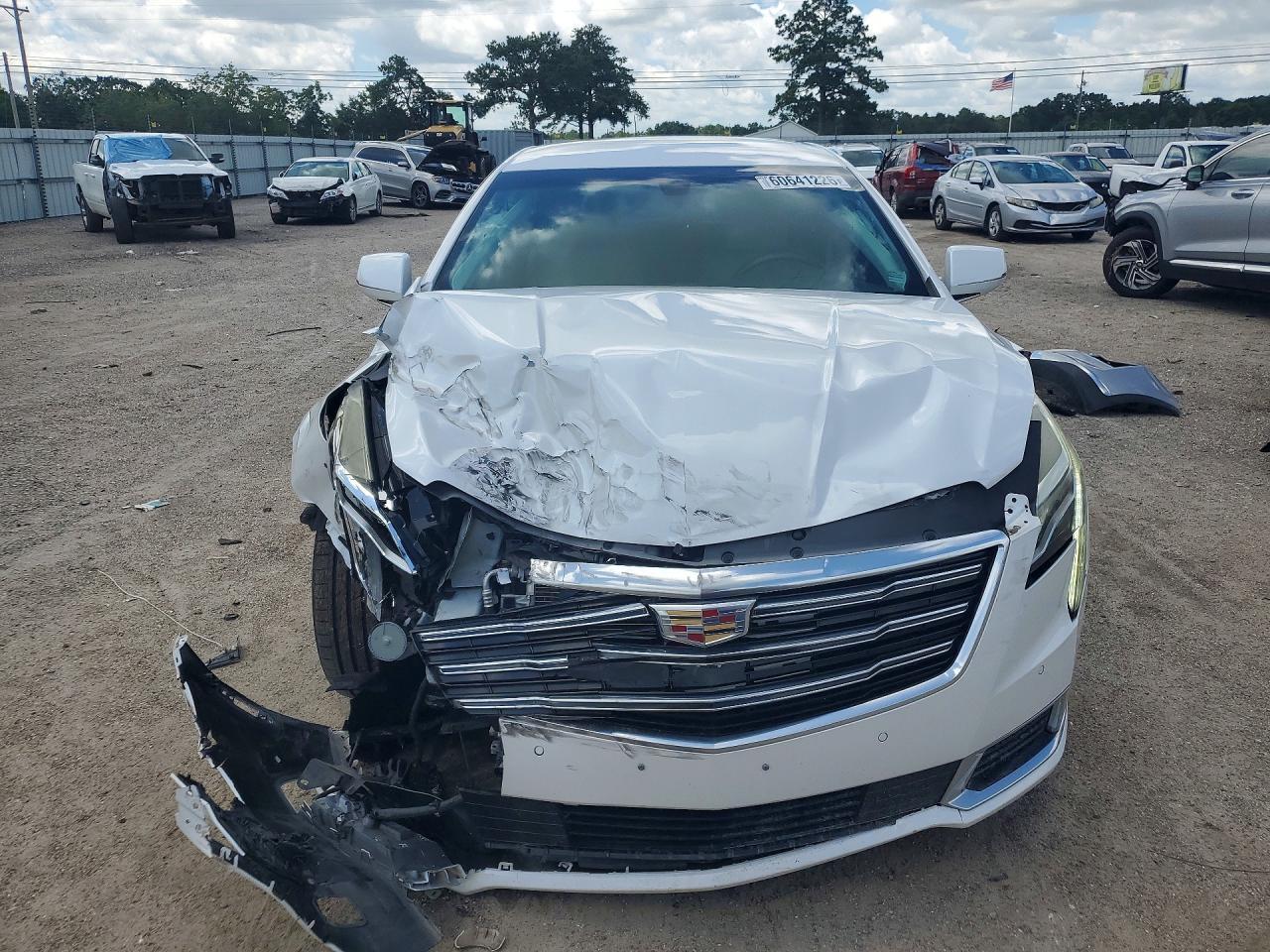 2018 Cadillac Xts Luxury - zdjęcie 5