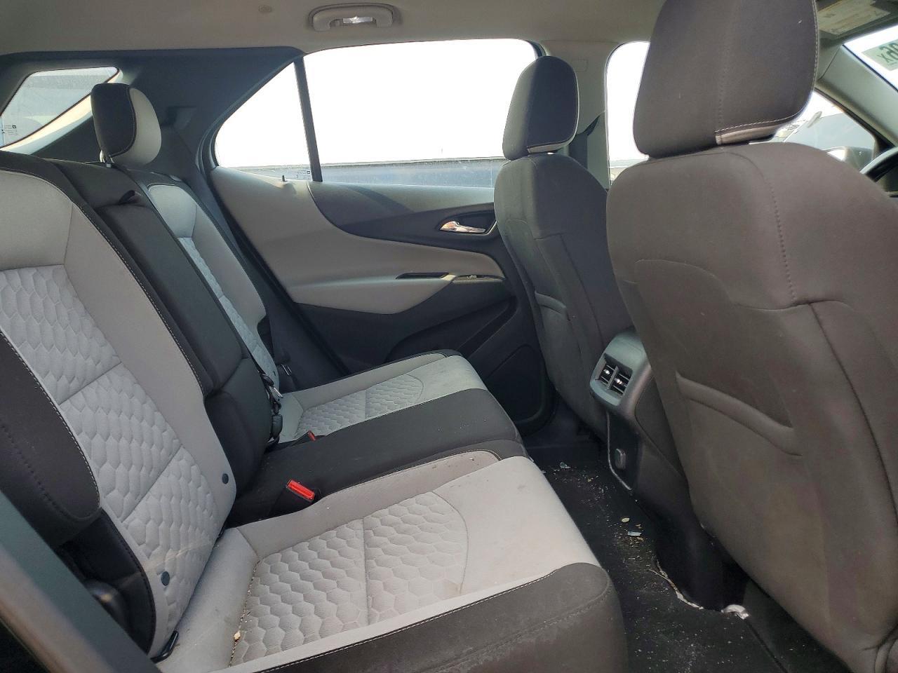 2018 Chevrolet Equinox Ls - zdjęcie 11