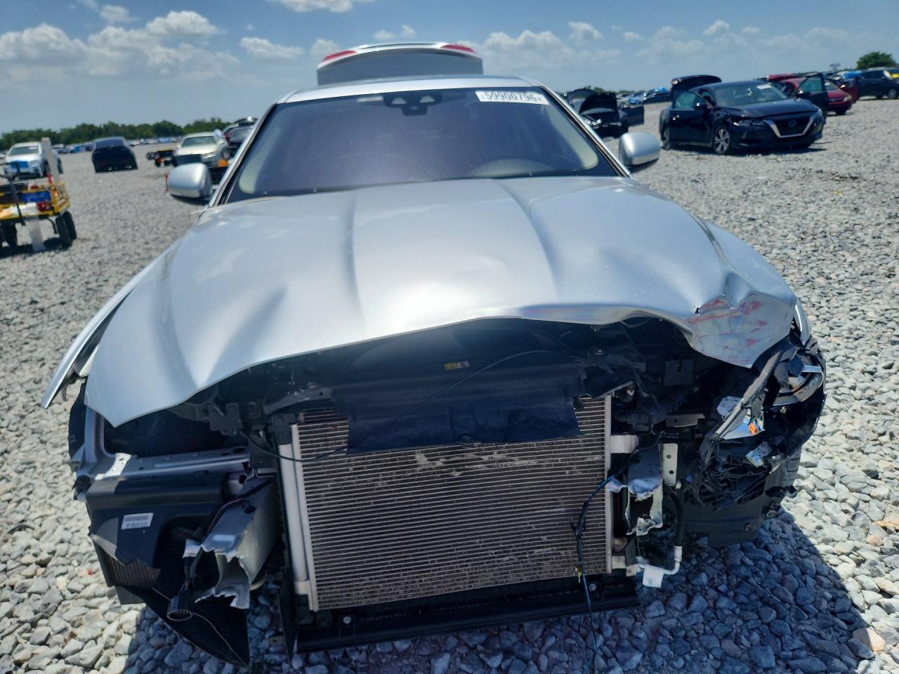 2019 Jaguar Xe - zdjęcie 5