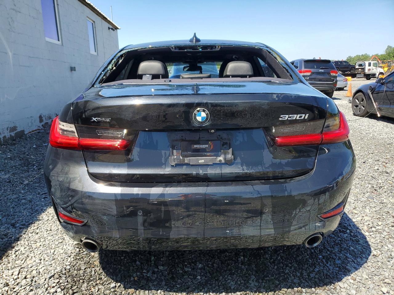 2019 BMW Seria 3 330i - zdjęcie 6