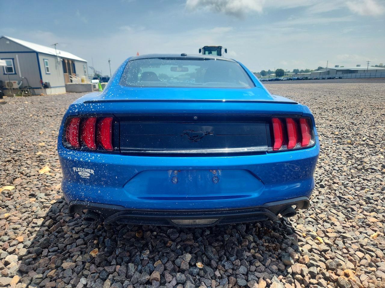 2019 Ford Mustang - zdjęcie 6