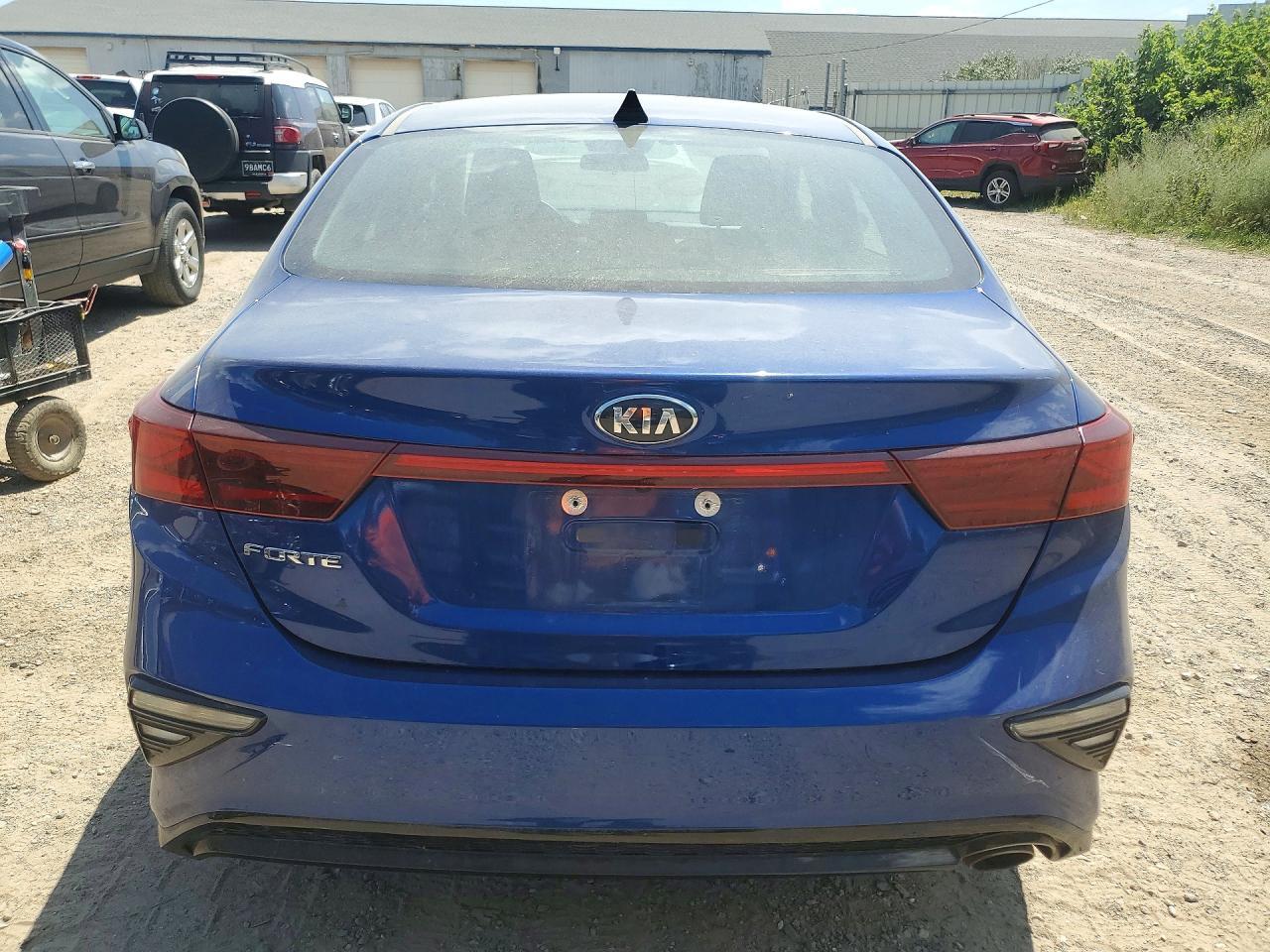 2021 Kia Forte Lxs - zdjęcie 6