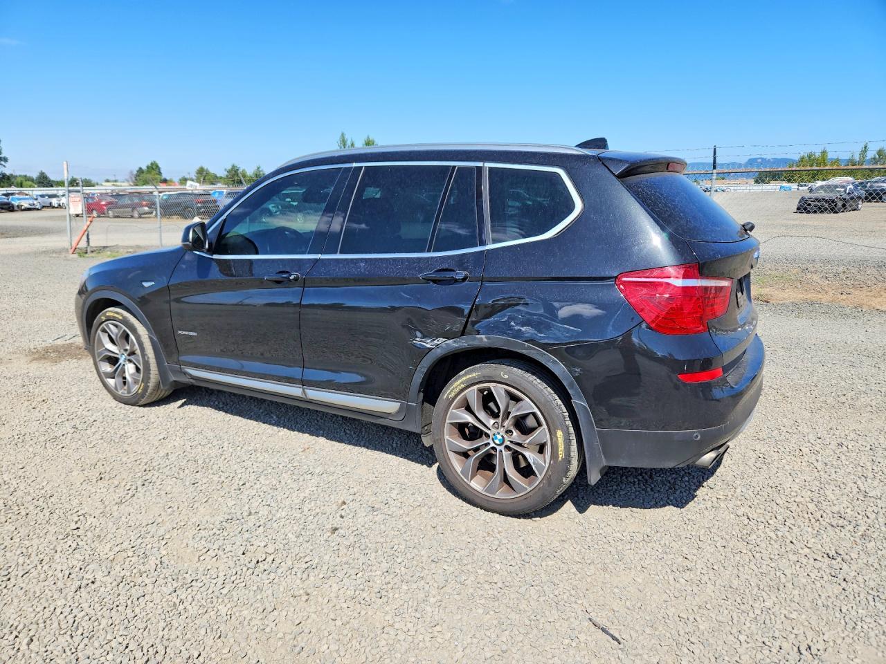 2017 BMW X3 xDrive35I - zdjęcie 2