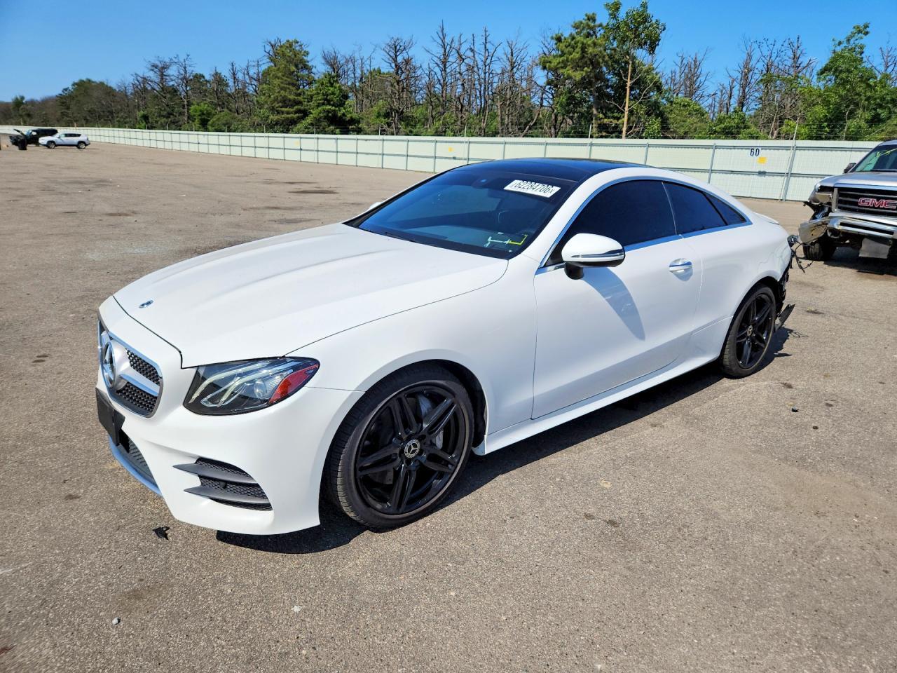 2019 Mercedes-Benz E 450 - zdjęcie główne