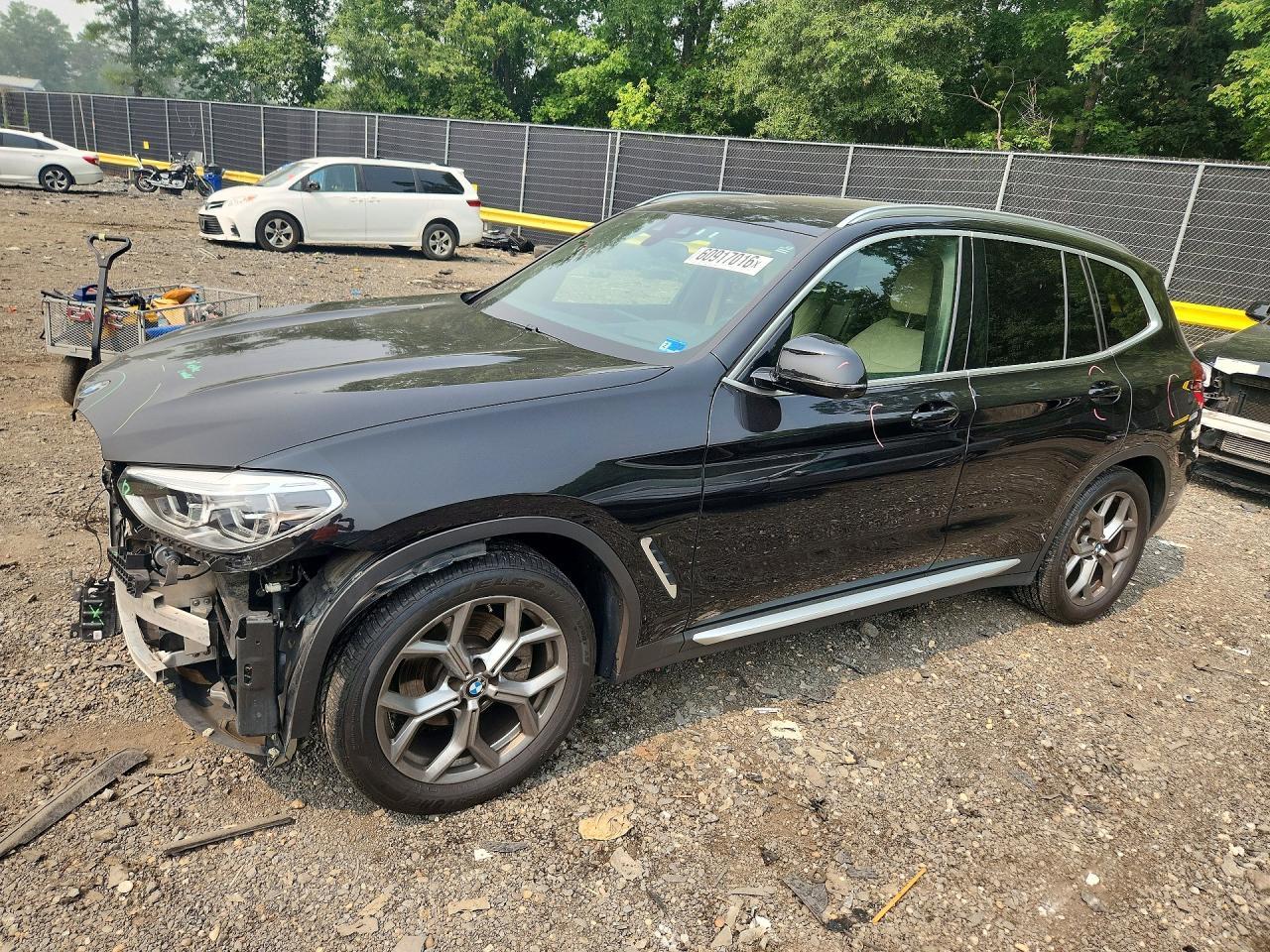 2021 BMW X3 xDrive30I - zdjęcie główne