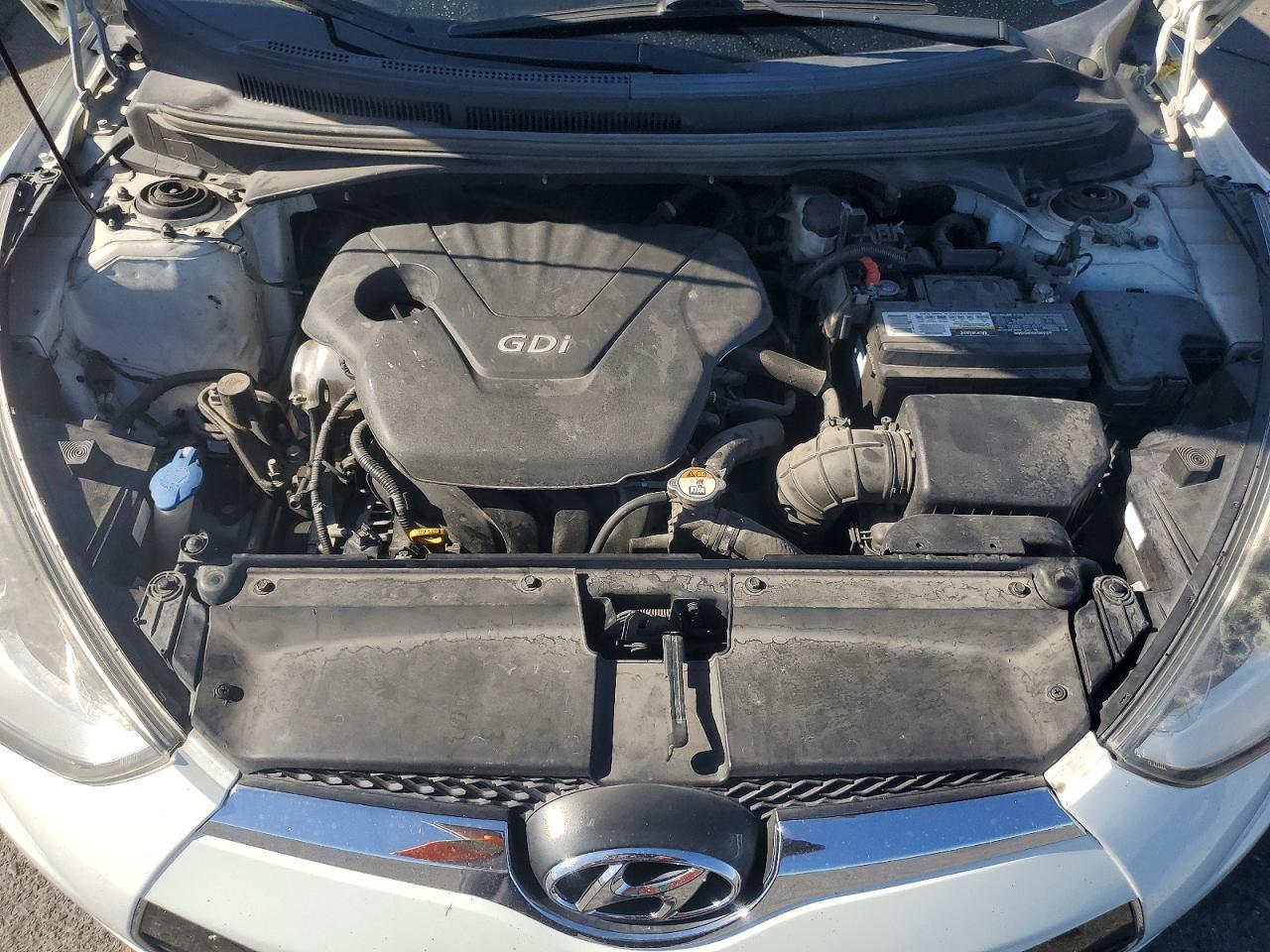 2013 Hyundai Veloster Base - zdjęcie 11