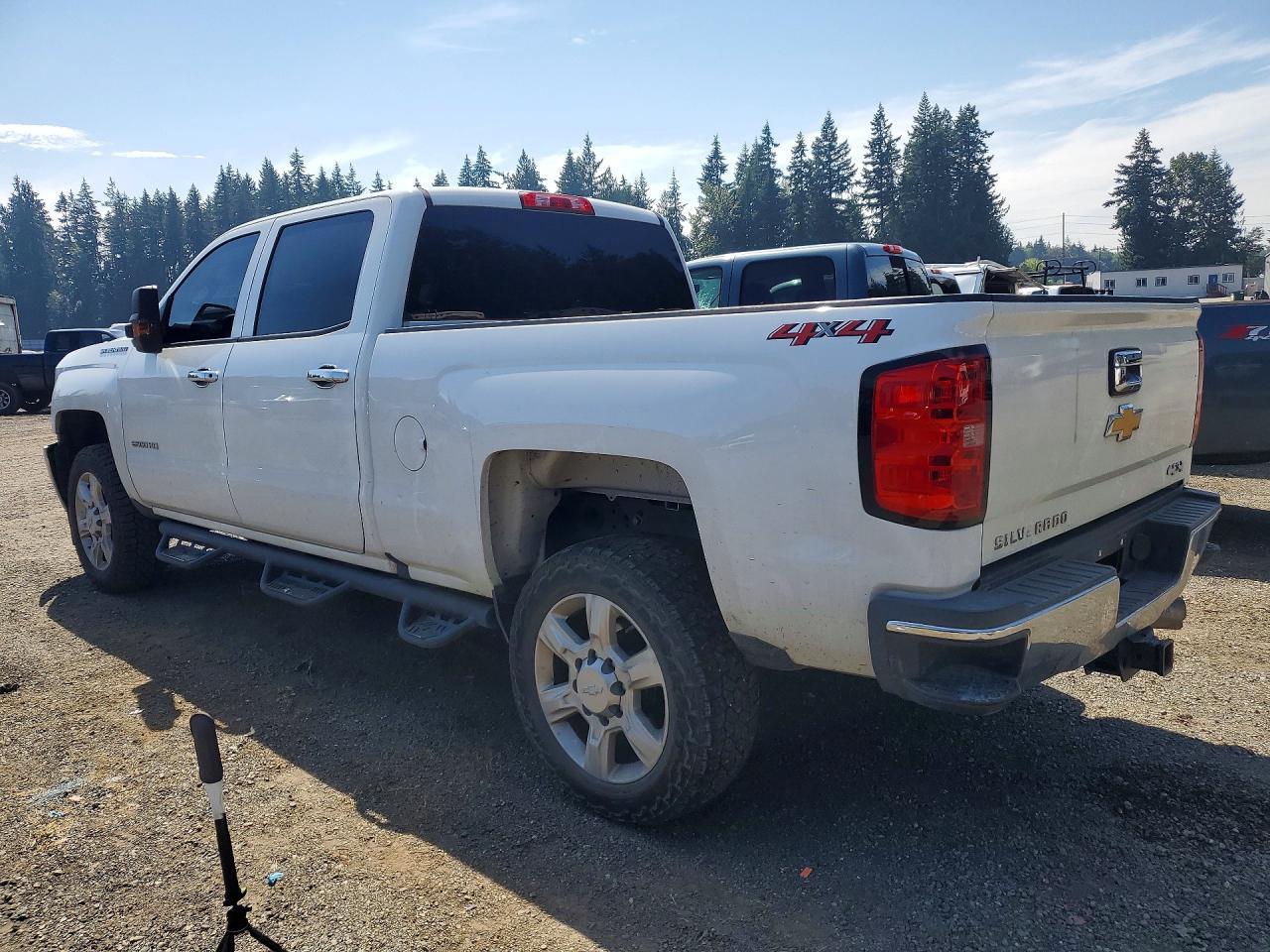 2019 Chevrolet Silverado K2500 Heavy Duty - zdjęcie 2