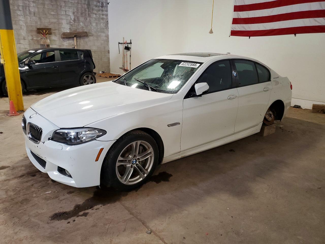 2014 BMW Activehybrid 5 - zdjęcie główne