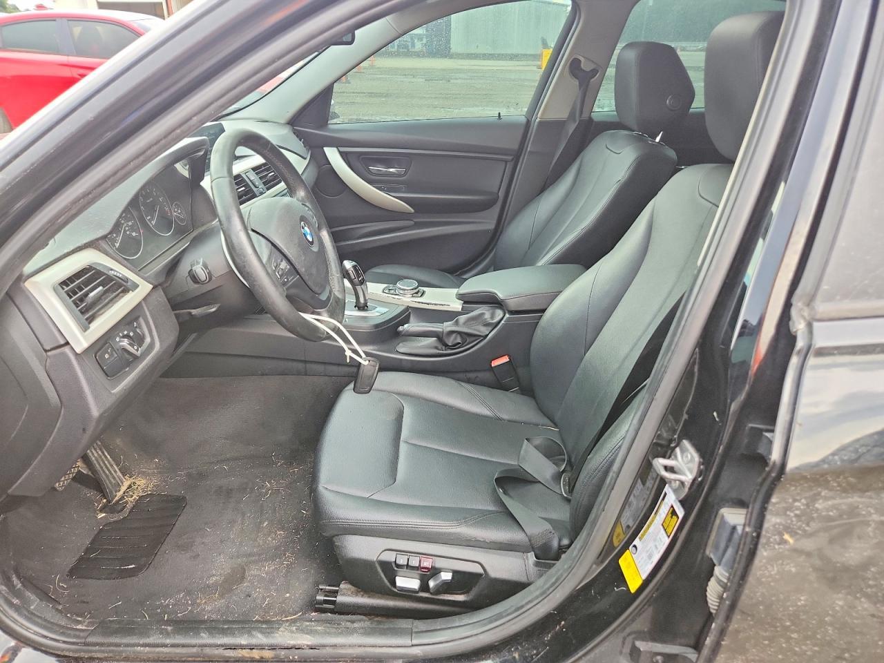 2016 BMW 320 I - zdjęcie 7
