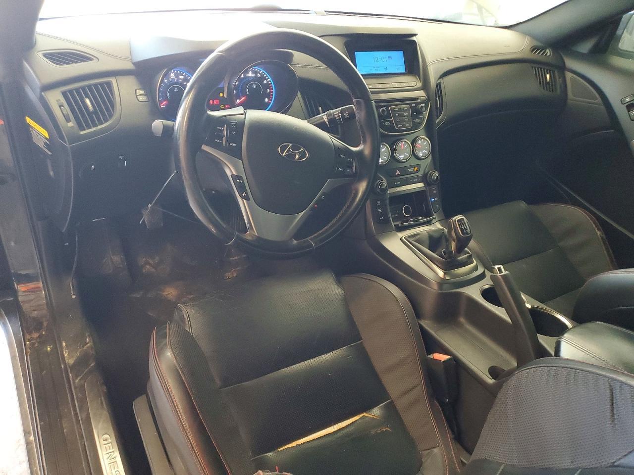 2014 Hyundai Genesis Coupe 2.0T - zdjęcie 8