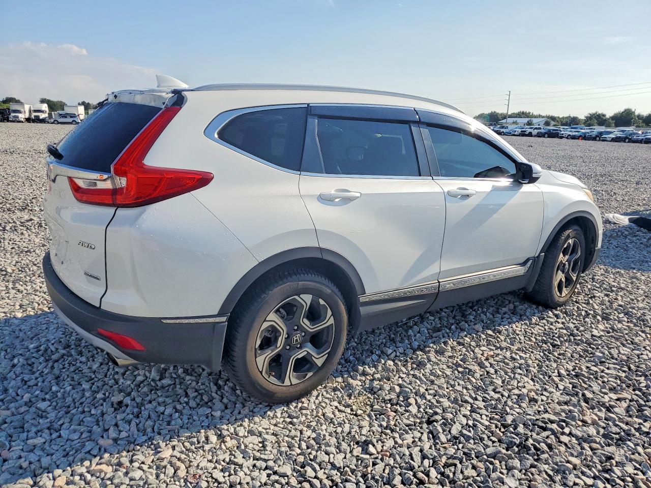 2019 Honda Cr-V Touring - zdjęcie 3