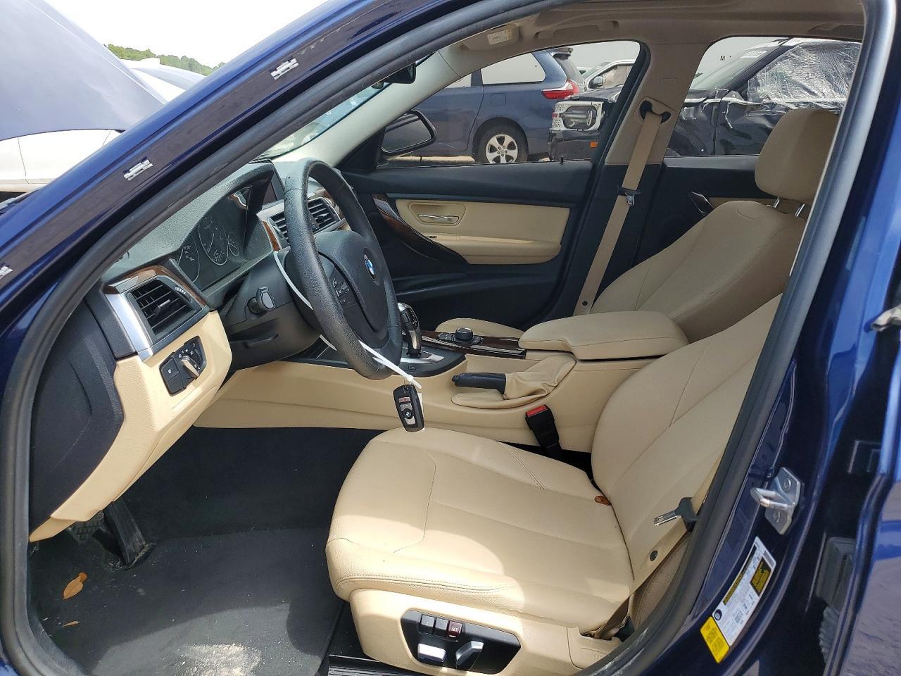 2018 BMW 320 I - zdjęcie 7