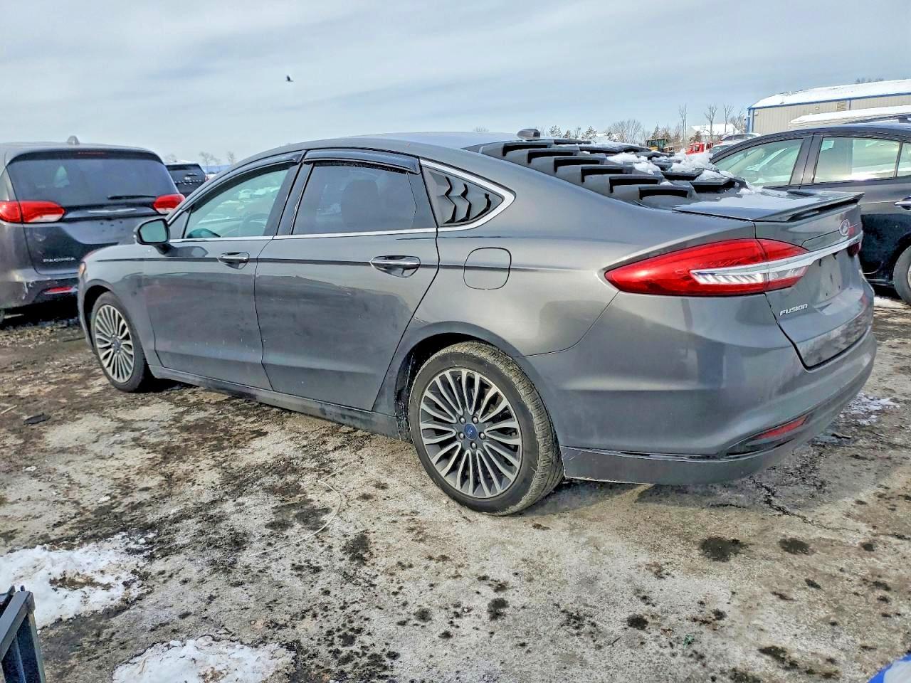2018 Ford Fusion Titanium/Platinum Hev - zdjęcie 2