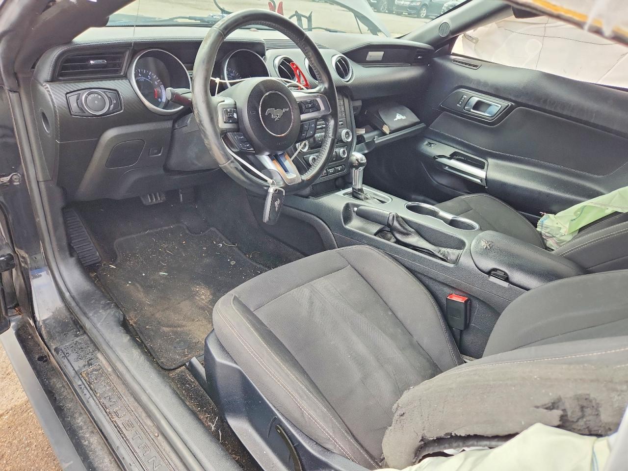 2018 Ford Mustang - zdjęcie 8