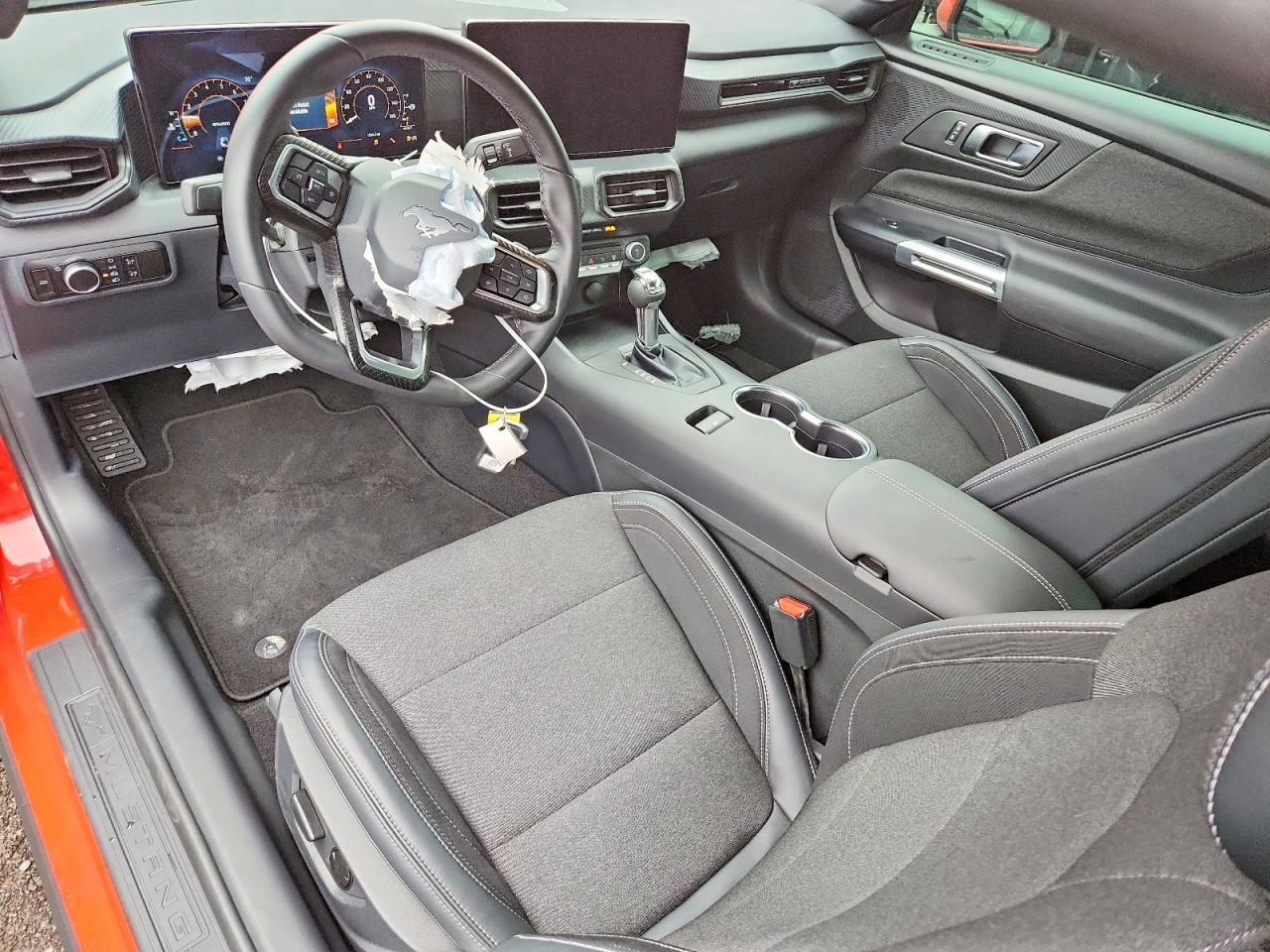 2024 Ford Mustang Gt - zdjęcie 8