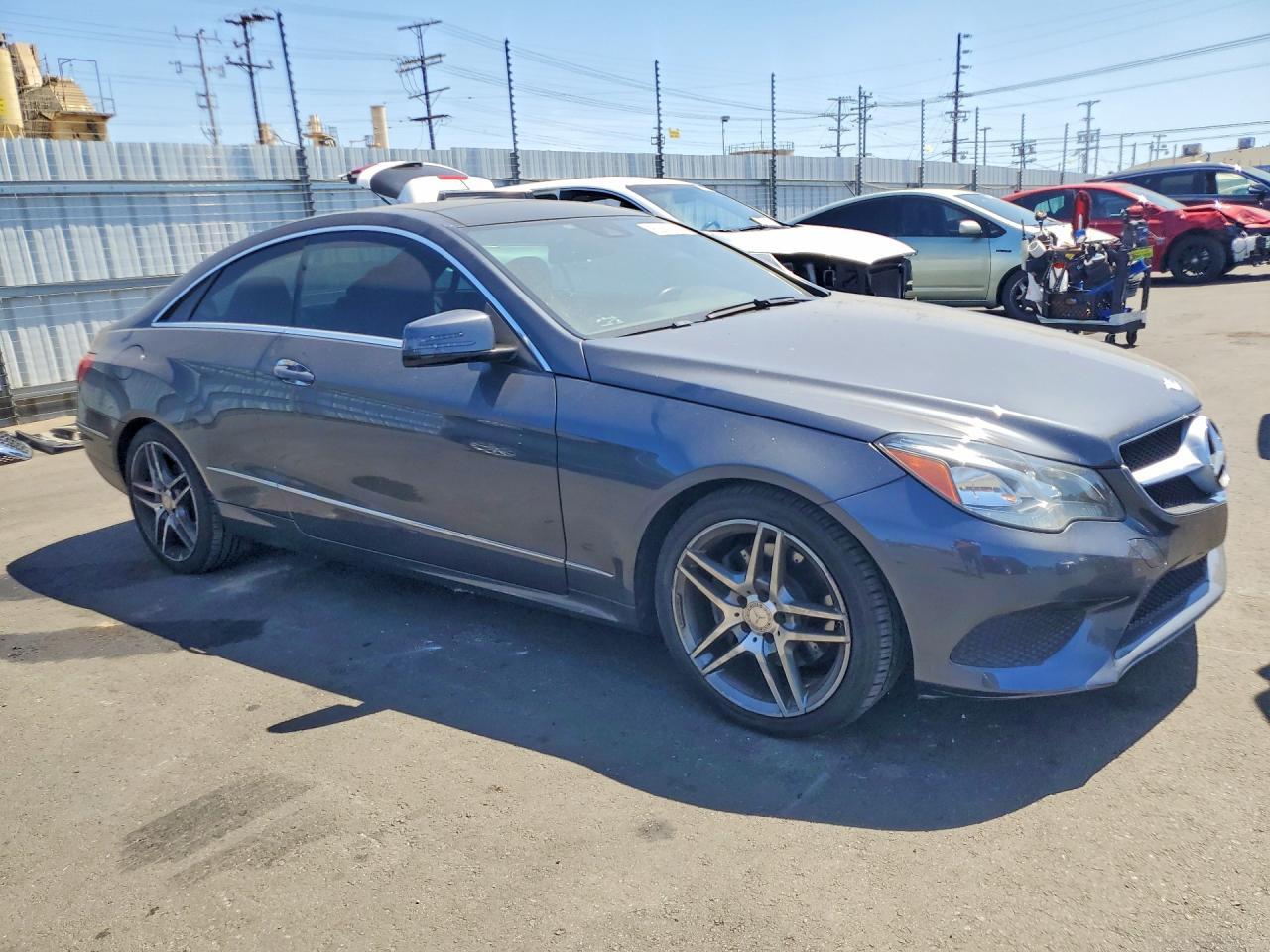 2015 Mercedes-Benz E 400 - zdjęcie 4