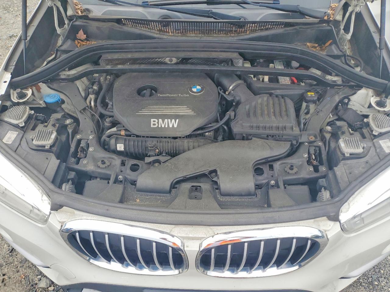 2016 BMW X1 xDrive28I - zdjęcie 12