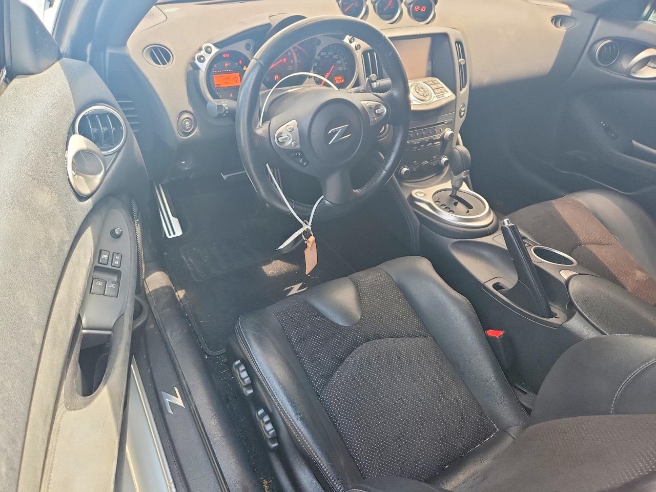 2019 Nissan 370Z Sport Touring - zdjęcie 8