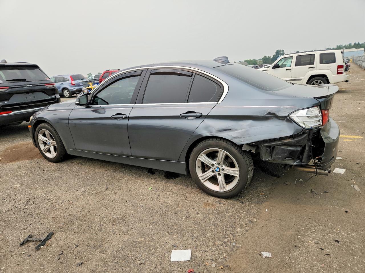 2015 BMW Seria 3 328i - zdjęcie 2