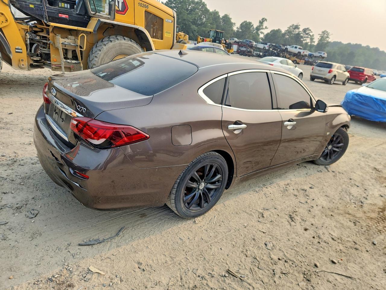 2018 Infiniti Q70 3.7 Luxe - zdjęcie 3