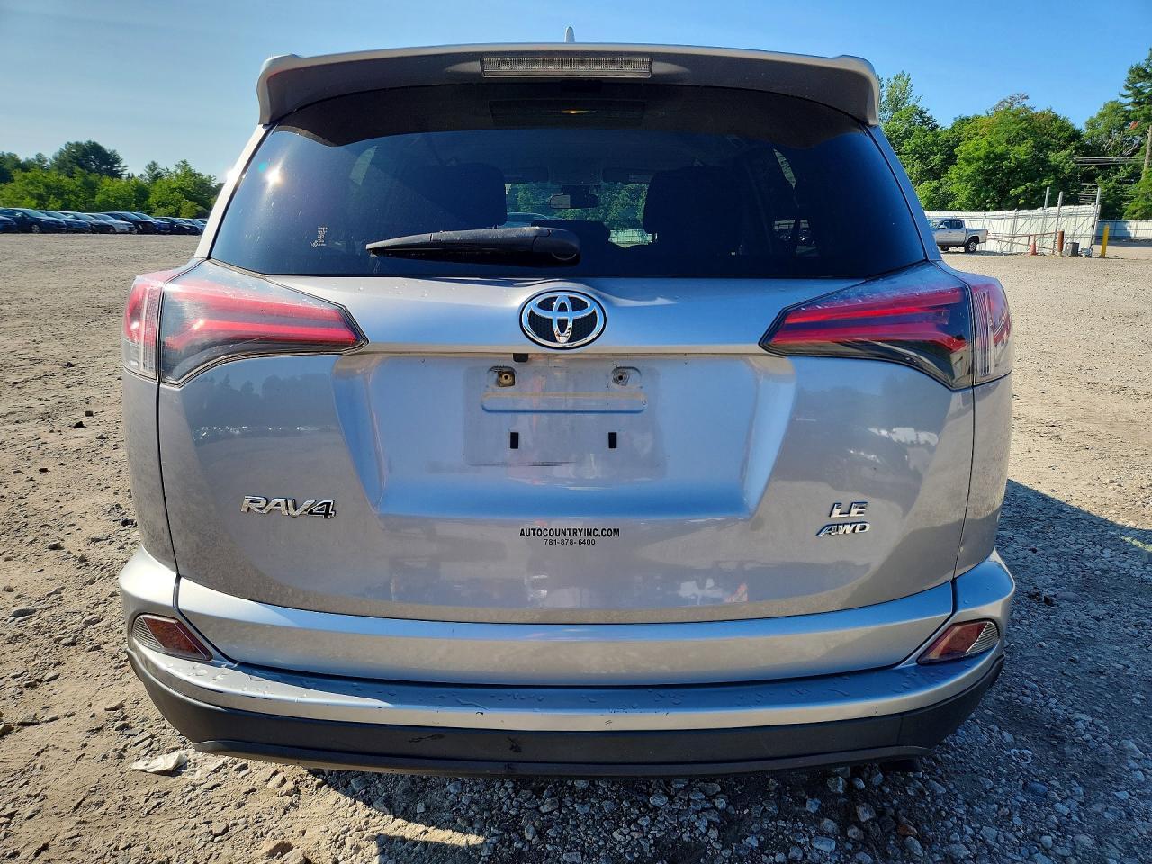2018 Toyota Rav4 Le - zdjęcie 6