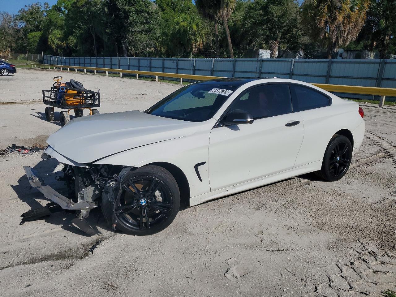 2016 BMW Seria 4 Coupe 428i - zdjęcie główne