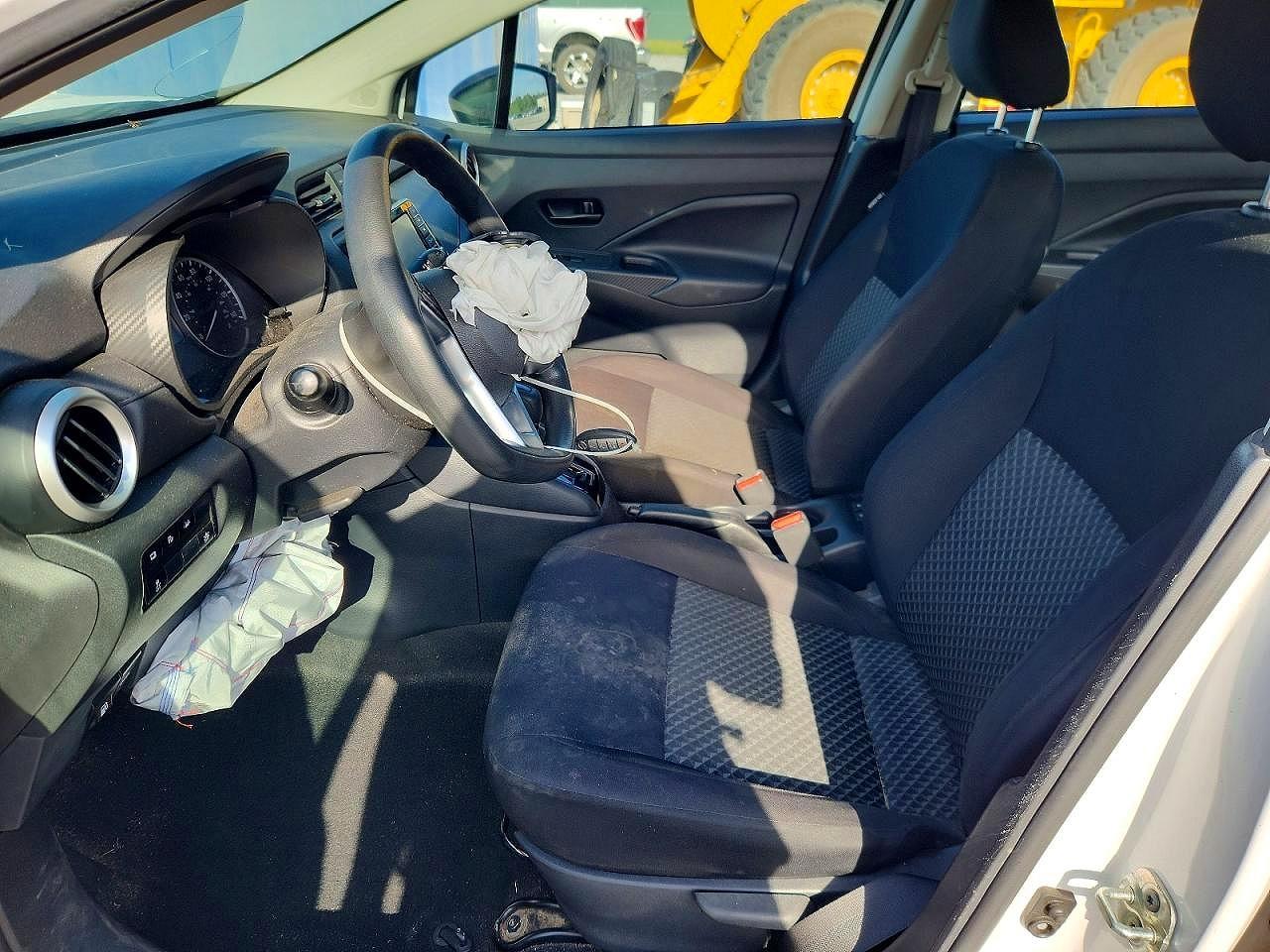 2021 Nissan Versa S - zdjęcie 7