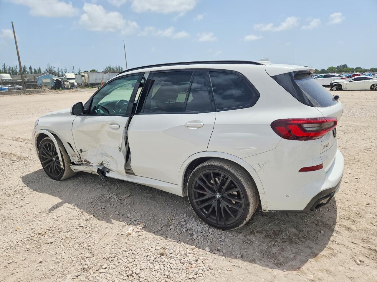 2023 BMW X5 Sdrive 40I - zdjęcie 2