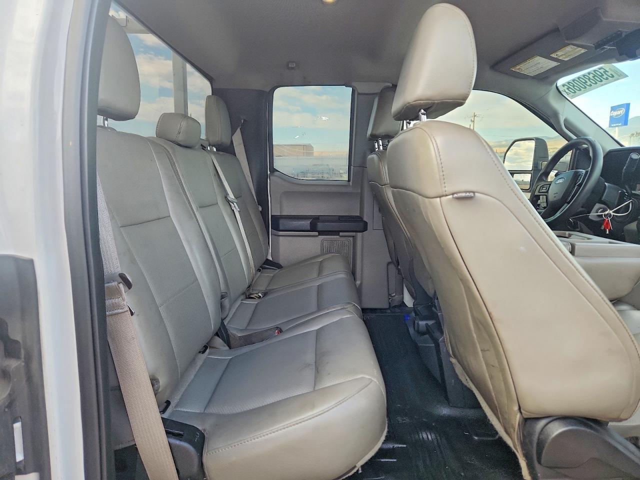 2018 Ford F250 Super Duty - zdjęcie 10