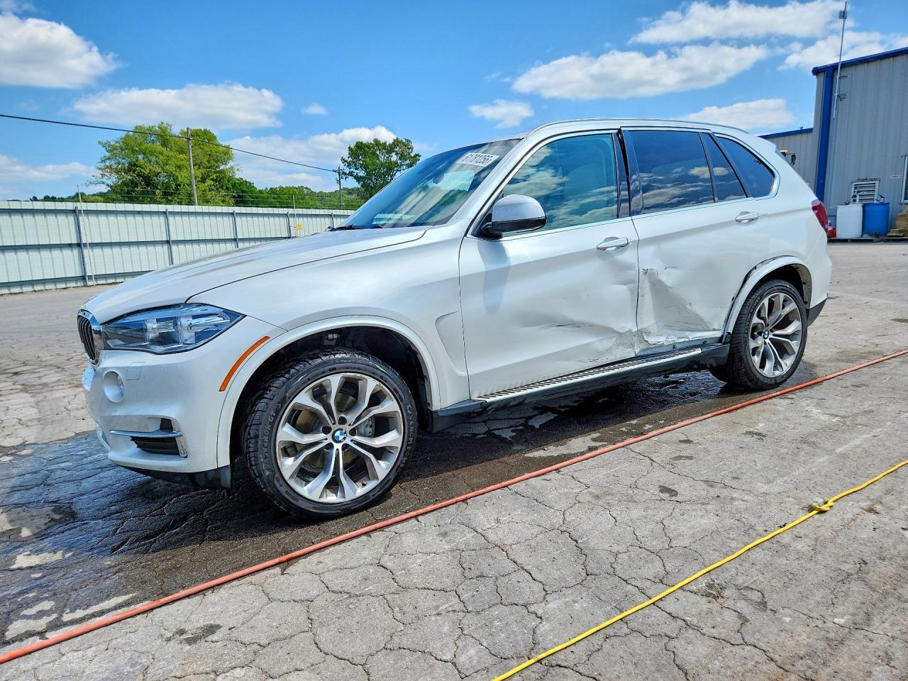 2016 BMW X5 xDrive35I - zdjęcie główne