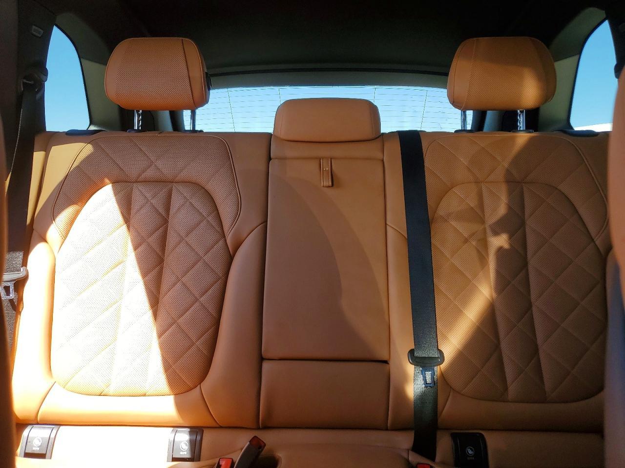 2023 BMW X5 xDrive45E - zdjęcie 10