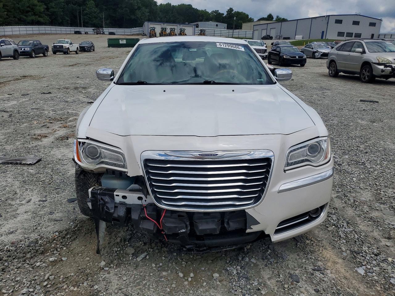 2013 Chrysler 300C - zdjęcie 5